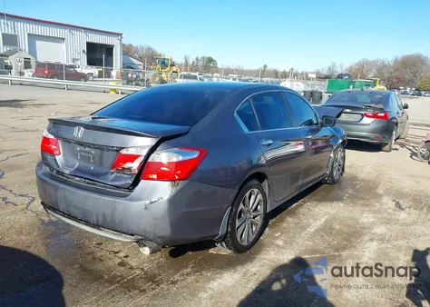 2015 Honda Accord Sport z USA, uszkodzony, nr VIN 1HGCR2F55FA247780